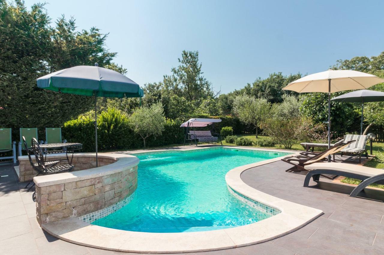 Country House Apartments Pola Esterno foto
