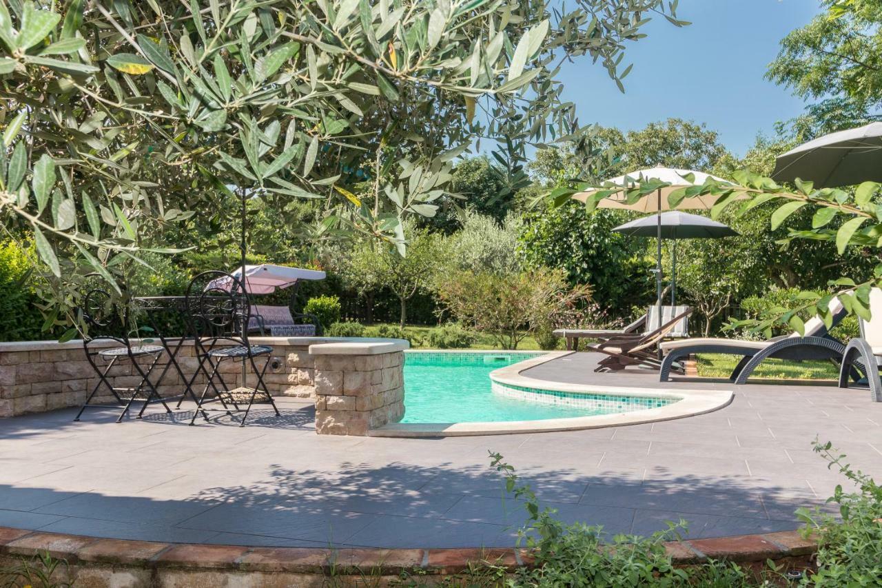 Country House Apartments Pola Esterno foto