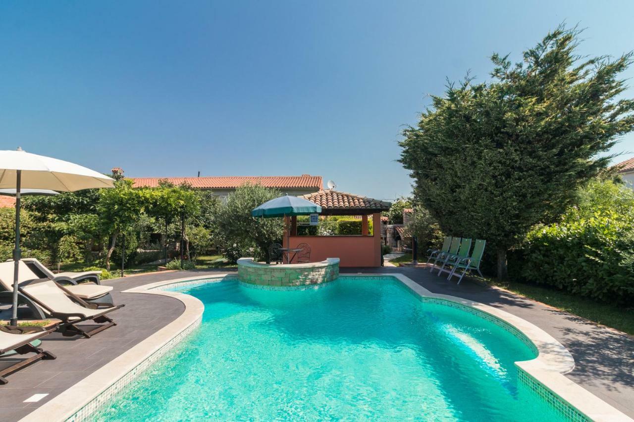 Country House Apartments Pola Esterno foto