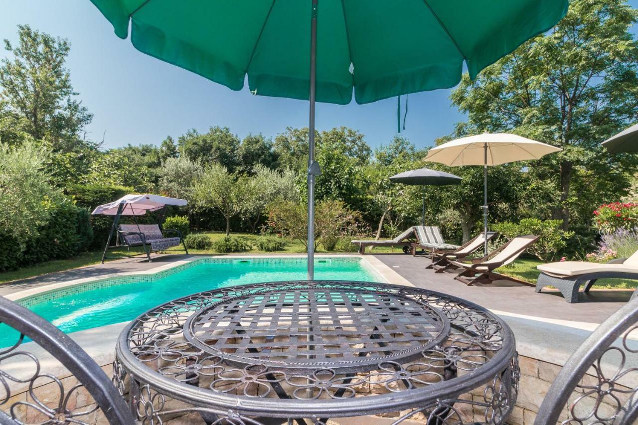 Country House Apartments Pola Esterno foto